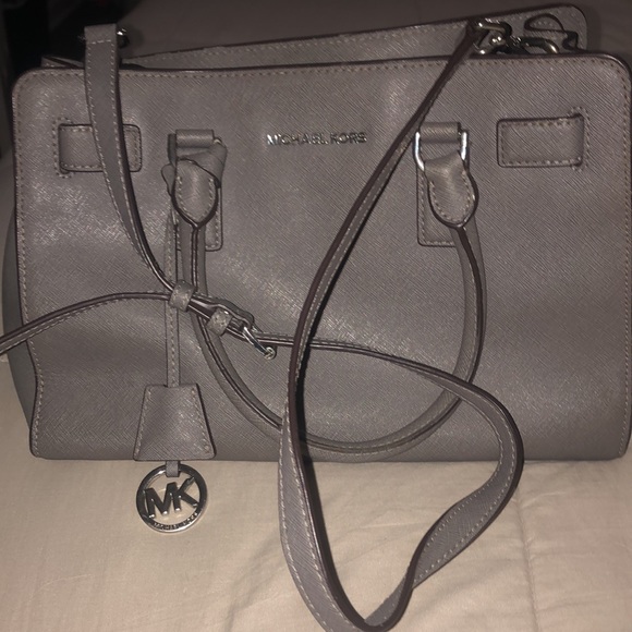 Authentic Michael Kors purse - Picture 4 of 4